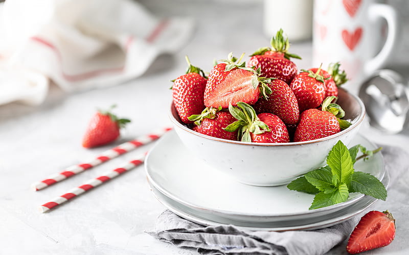 strawberries, berries, fruits, plate with strawberries, summer, healthy food, HD wallpaper