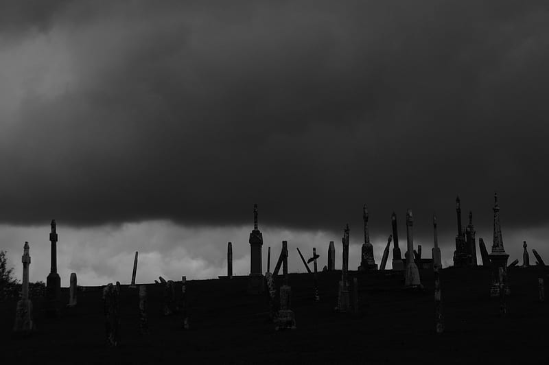 Old Irish graveyard, gravestone, ireland, dark, black and white, gloomy, graveyard, old, grave, HD wallpaper