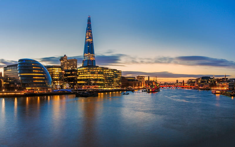 Sunset In London, London, bonito, sunset, clouds, lights, city, boats, boat, splendor, beauty, river, evening, lovely, city lights, view, buildings, sky, England, building, water, ship, saiuling, peaceful, nature, HD wallpaper