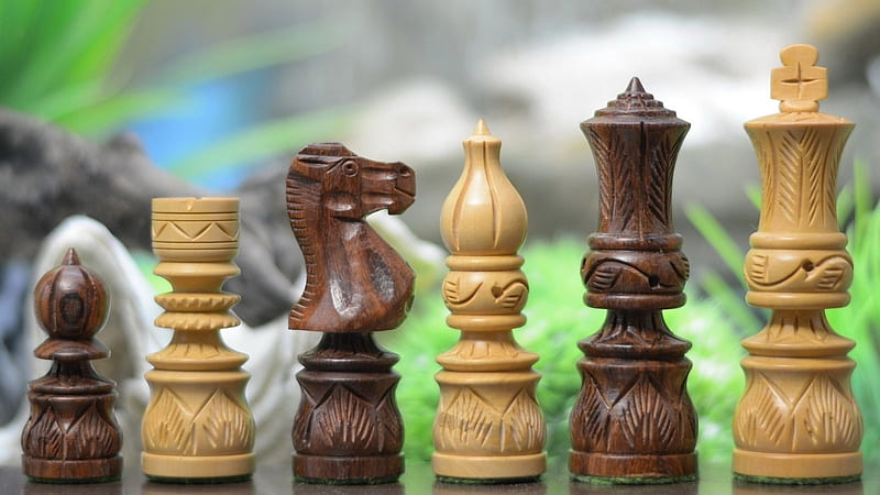 Chess pieces, king, 1600x900, chess, rook, HD wallpaper