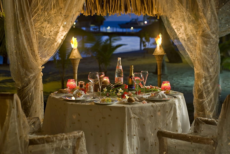 Romantic Dinner on the Beach - Bora Bora, polynesia, dinner, twlight, dusk, plumeria, candlelight, sunset, sea, beach, bora bora, dining, flowers, evening, night, table, torches, exotic, islands, romantic, food, ocean, table for two, candles, paradise, dine, island, tahiti, tropical, HD wallpaper
