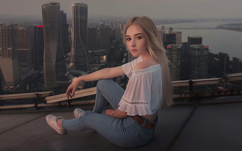 Women Blonde Sitting On Roof Tops , girls, blonde, model, HD wallpaper