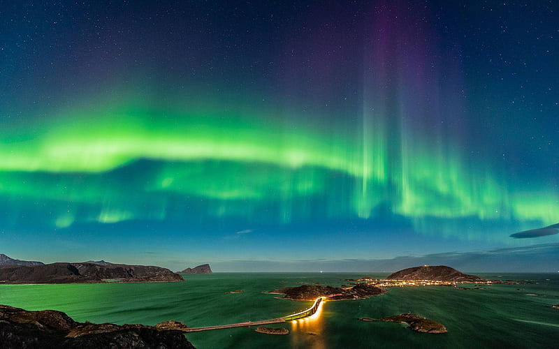 City Under Northern Lights, Green Northern Lights, HD wallpaper City Under Northern Lights, Green Northern Lights, HD wallpaper