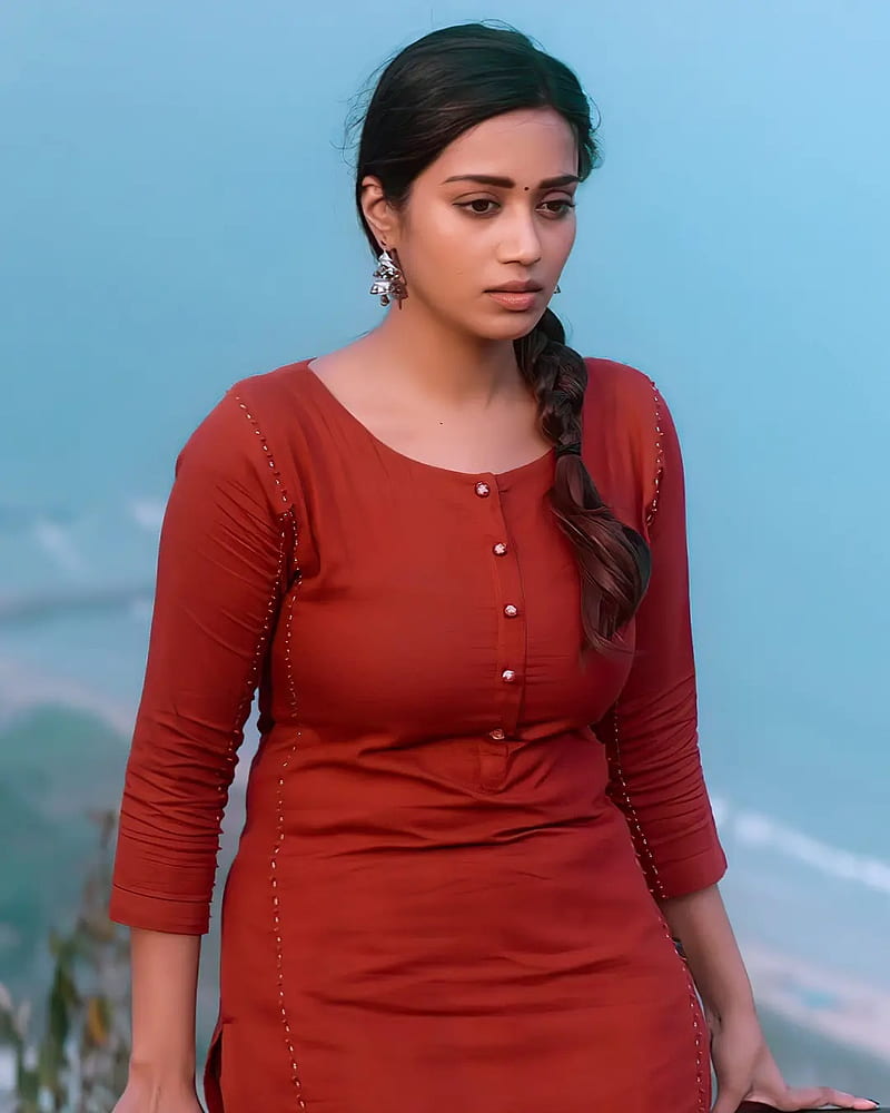 Nivetha pethuraj, chudidar, Tamil actress, HD phone wallpaper