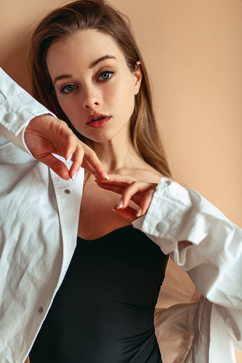 Yuriy Lyamin, brunette, portrait display, women, blue eyes, model, Maria Zhgenti, white jacket, HD phone wallpaper