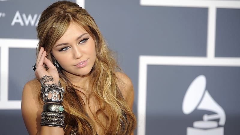 Attractive Look Of Miley Cyrus Miley Cyrus, HD wallpaper