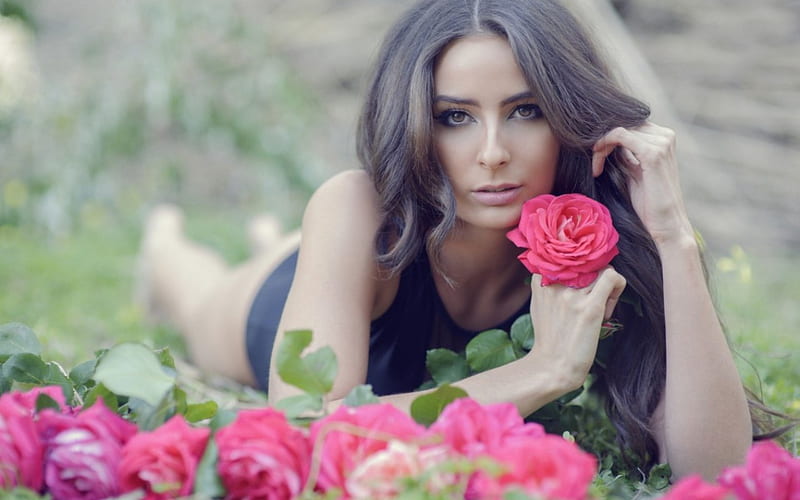 Tatiana Alvarez, model, beauty, roses, brown-eyed, pink, HD wallpaper