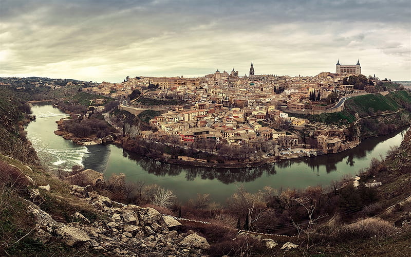 Toledo, beautiful Spanish city, autumn, river, evening, autumn landscape, Spain, HD wallpaper