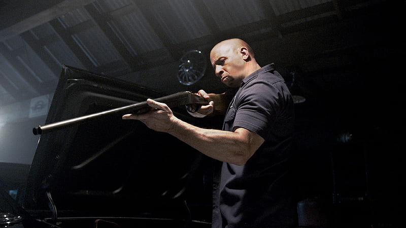 Dominic Toretto Vin Diesel With Gun Fast And Furious 7, HD wallpaper