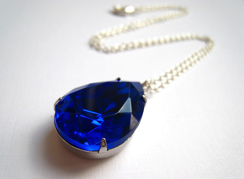 The Sapphire Necklace, necklace, jewels, sapphire, gems, blue, HD wallpaper
