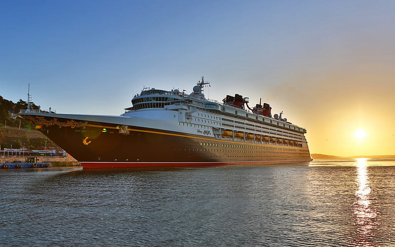 Disney Magic, cruise ship, luxurious big corbal, sunset, sea, Disney Cruise Line, HD wallpaper