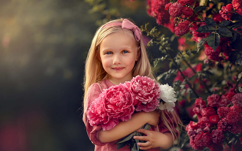 Little Girl, Girl, Childhood, Flowers, Smile, HD wallpaper | Peakpx