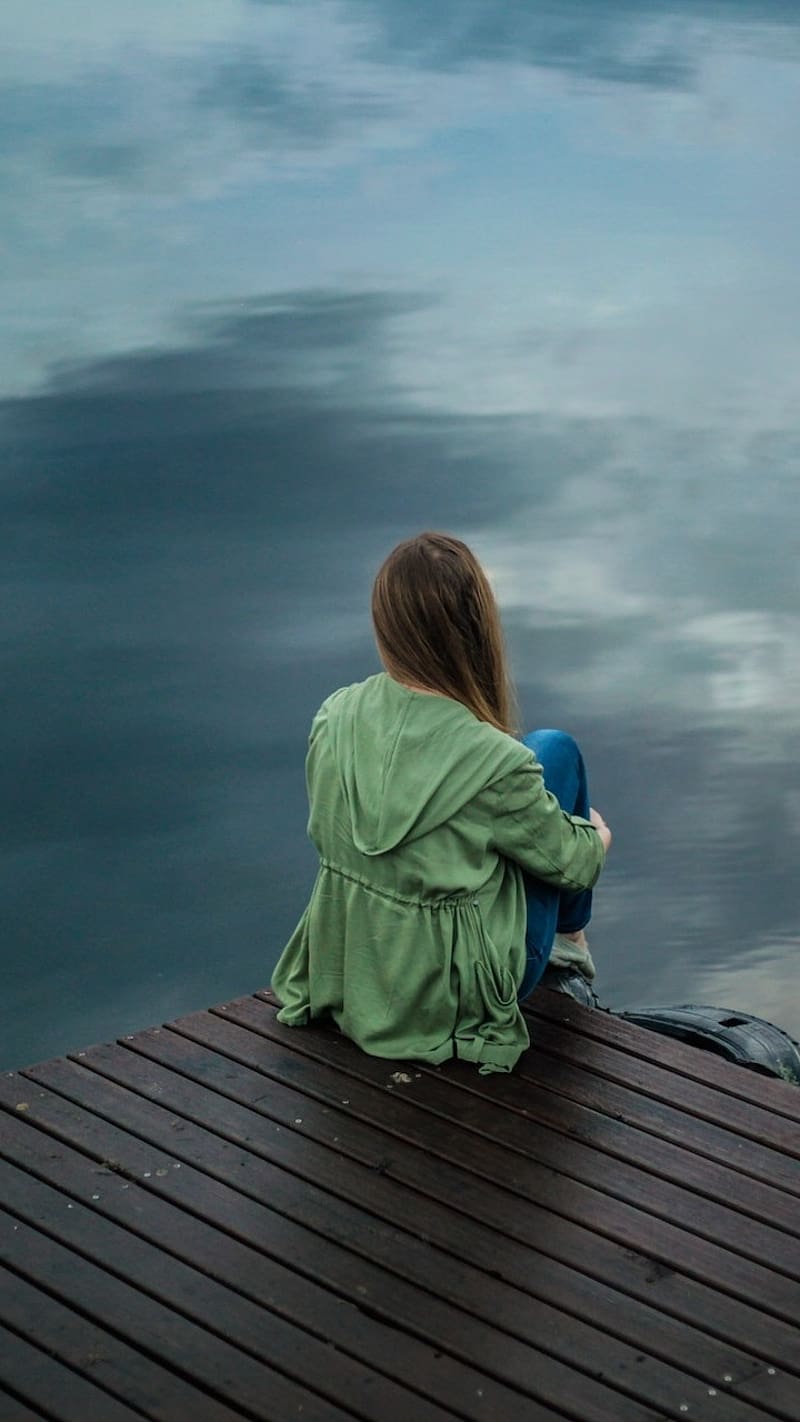 Sad Alone, Girl Sitting Near River, HD phone wallpaper