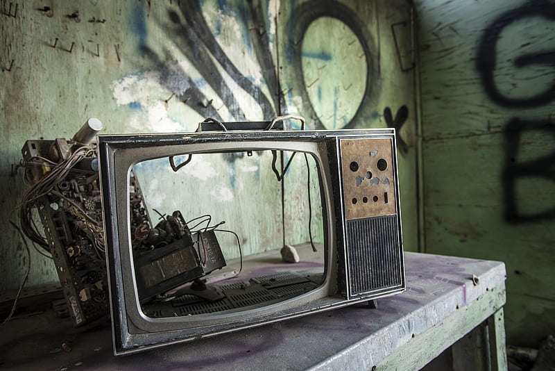 vintage TV on gray wooden table inside room, HD wallpaper