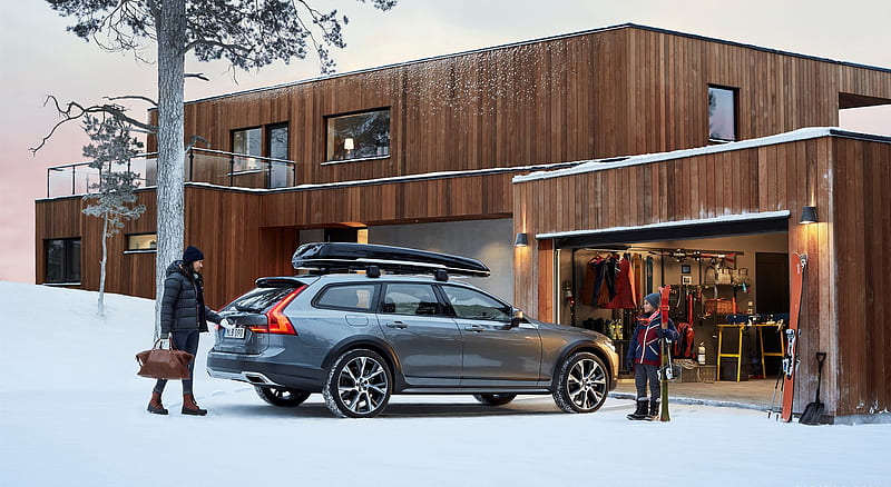 2017 Volvo V90 Cross Country in Snow - Side , car, HD wallpaper