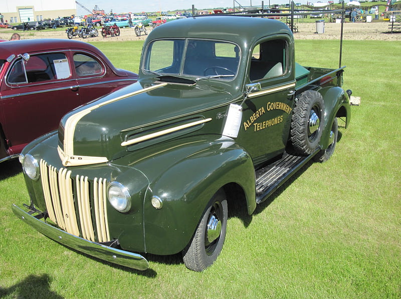 1947 Ford 1/2 Ton pickup truck, Ford, stripes, black, yellow, graphy, green, tires, truck, pickup, HD wallpaper