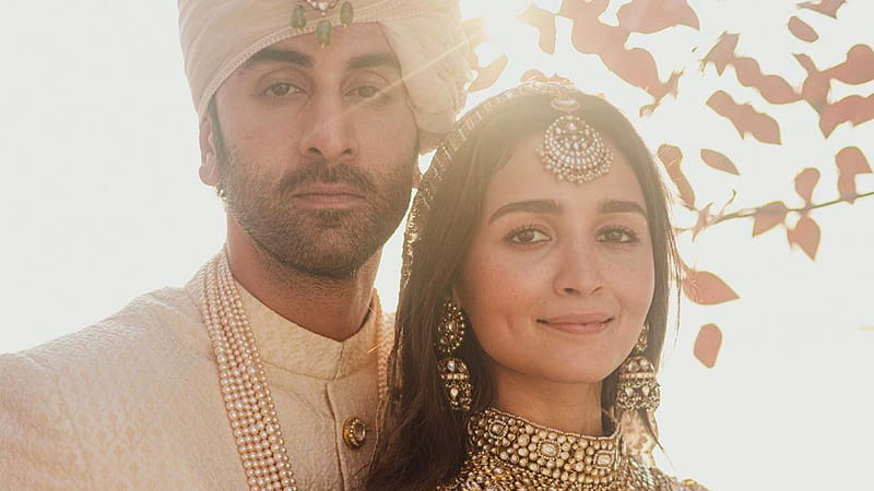 Ranbir Kapoor and Alia Bhatt's net worth: This is how many crores the Bollywood couple's net worth is, HD wallpaper