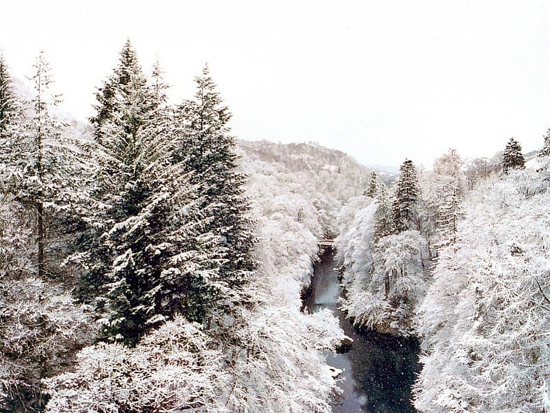 Pass of Killiecrankie, Scotland, snow, bridge, frosty trees, river, scotland, winter, HD wallpaper