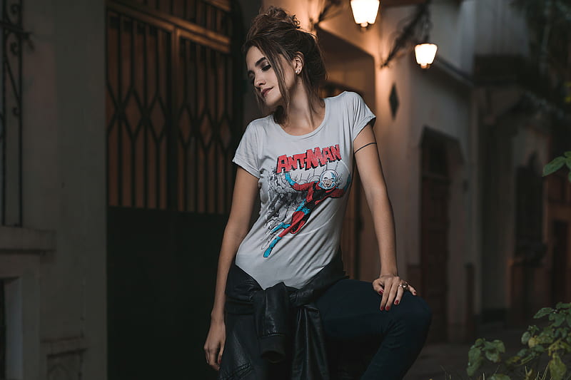 Girl In Superhero Tshirt, girls, model, ant-man, HD wallpaper