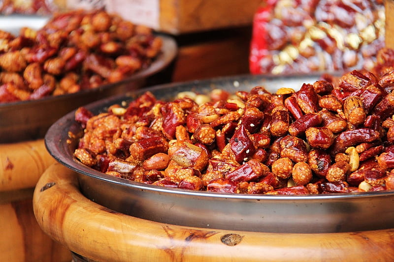 Spicy and Salty, nuts, yummy, chili, peanuts, spicy, salty, HD wallpaper