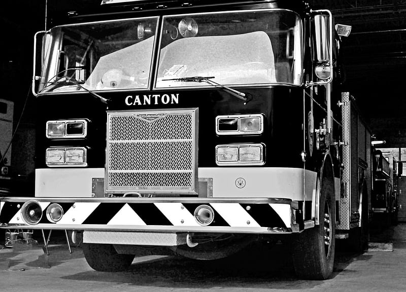 Monochrome Fire Truck, canton ohio, fire engine, fire department, fire truck, HD wallpaper