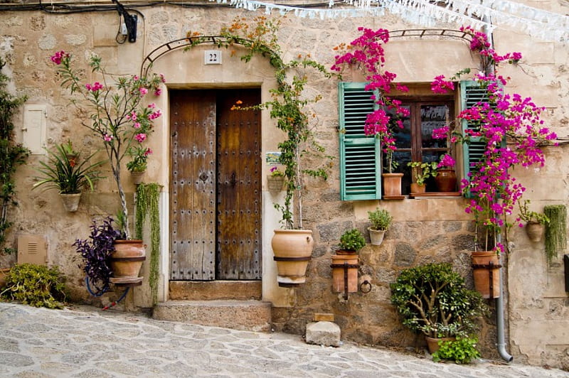 Beautiful Home, house, home, place, flowers, beauty, bonito, old, door, HD  wallpaper | Peakpx