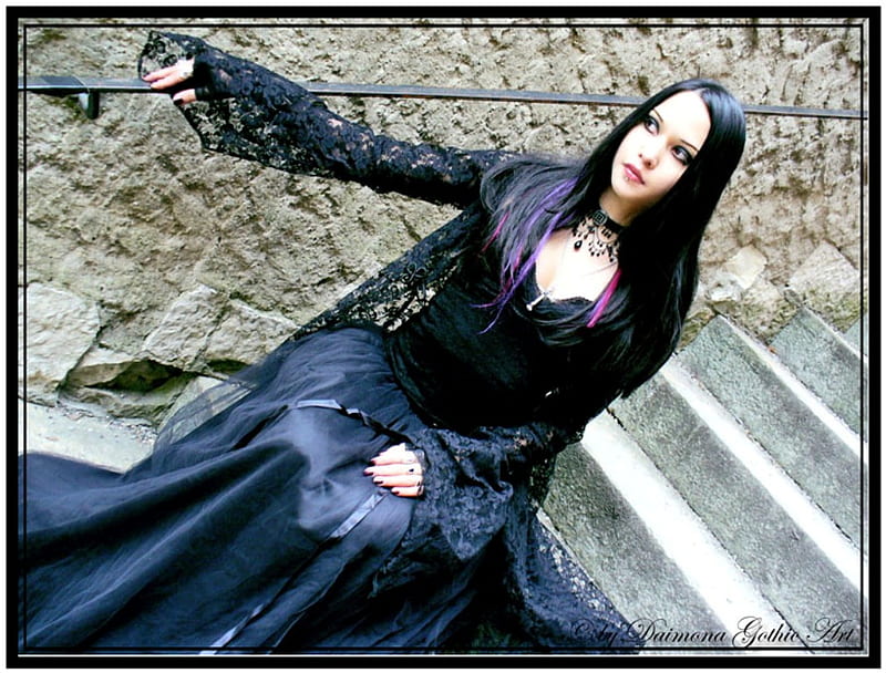 Beautiful Goth Girl, goth, model, gown, black, bonito, HD wallpaper
