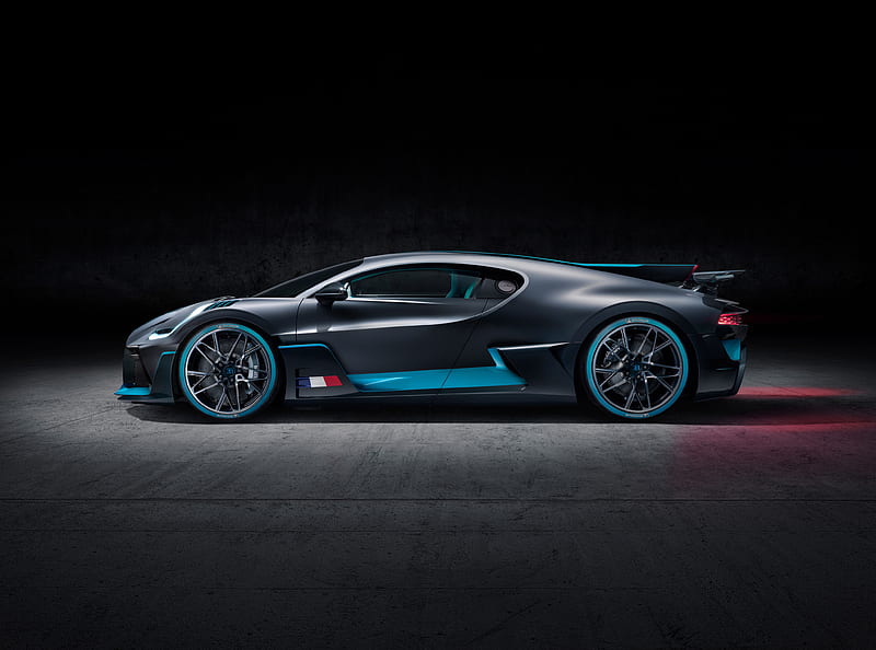 2018 Bugatti Divo Side View, bugatti-divo, bugatti, 2018-cars, carros, HD wallpaper