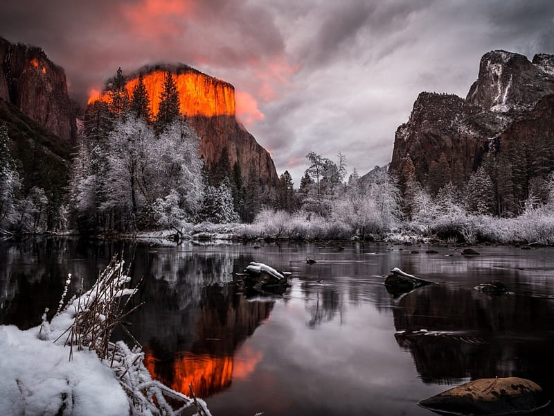 Yosemite National Park, forest, sunset, clouds, winter, fire, monument, water, mountains, ice, nature, river, reflection, smoke, landscape, HD wallpaper