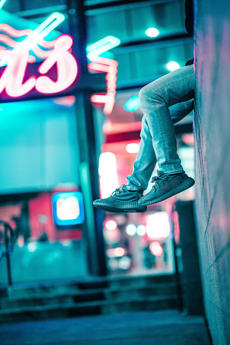 legs, wall, sneakers, neon, lights, blur, HD phone wallpaper