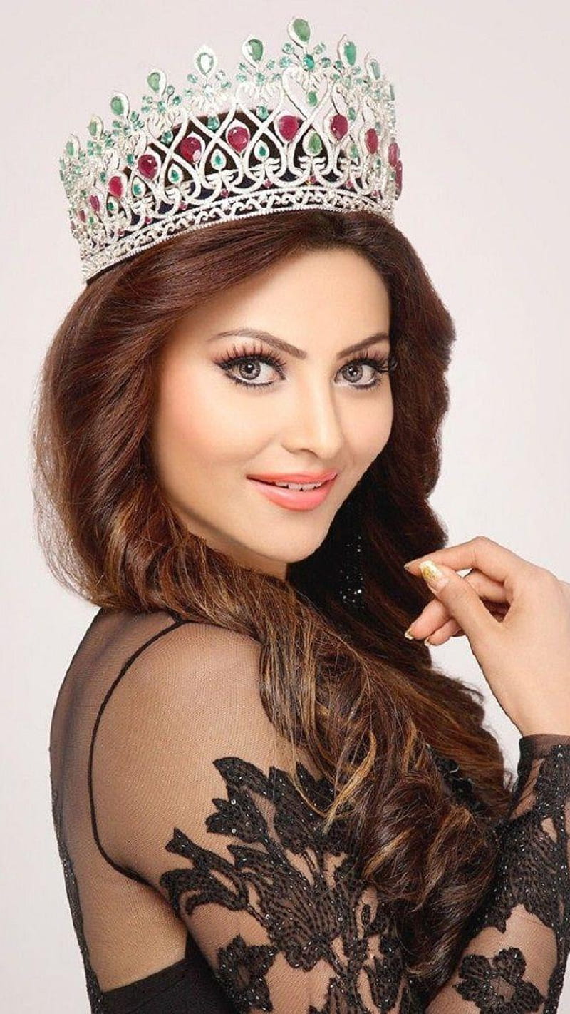 Beauty Queen Urvashi Rautela, beauty queen, urvashi rautela, diva,  celebrity, HD phone wallpaper | Peakpx