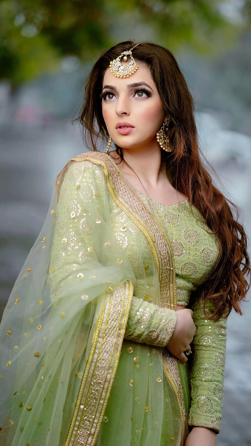 Indian woman, bonito, beauty, bollywood, brown hair, gorgeous, green, green  dress, HD phone wallpaper | Peakpx