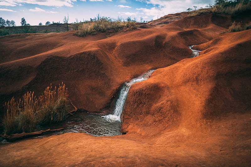 water flowing on brown hill, HD wallpaper
