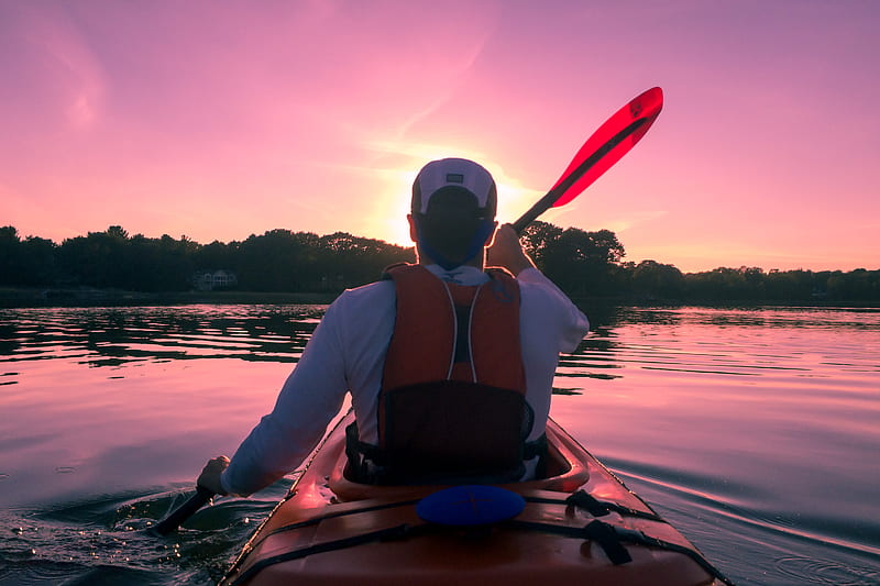 man riding on kayak, HD wallpaper