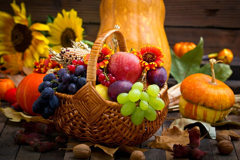 Autumn Harvest, Fall, grapes, fruit, leaves, sunflowers, flowers, plums, corn, apple, walnuts, harvest, gourds, nuts, berries, basket, Autumn, pumpkins, HD wallpaper