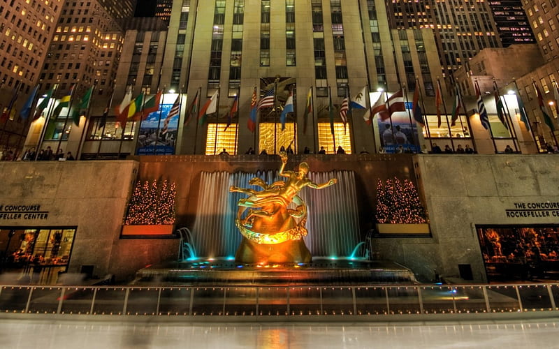 golden prometheus at rockerfeller center in nyc, skyscraper, gold, city, ice rink, flags, statue, HD wallpaper