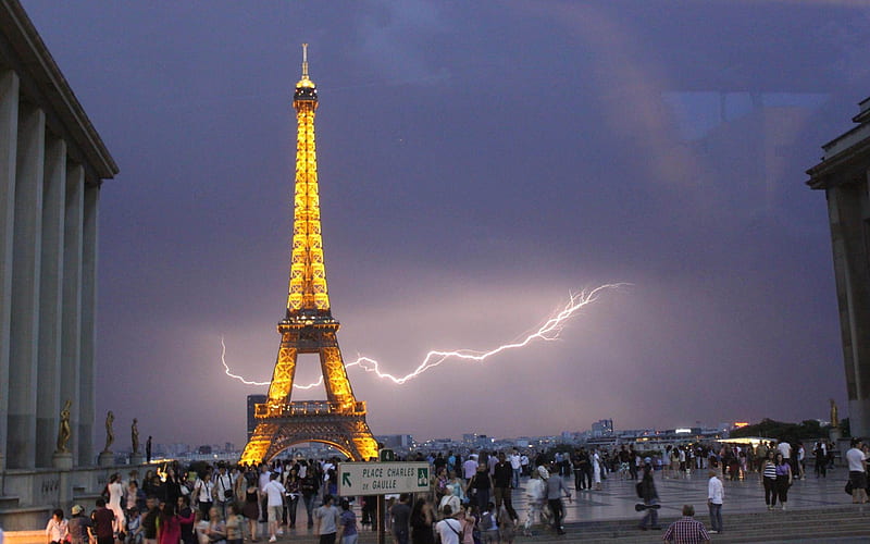 Lightning In Paris France-architectural landscape, HD wallpaper