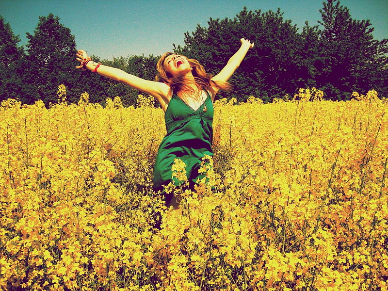 Endless happiness, dress, yellow, young, green, love, bright, siempre, rape, happiness, smile, happy, girl, warmth, summer, sunshine, nature, field, HD wallpaper
