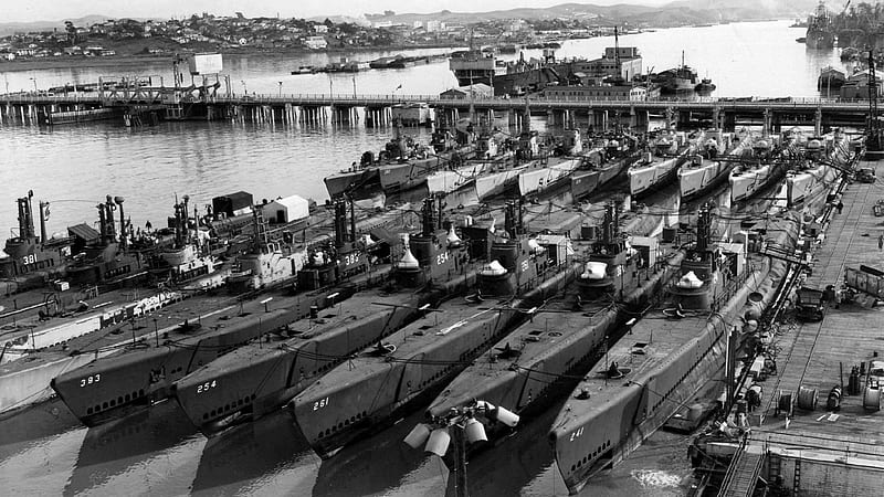 submarines moored on a river during wwII, submarines, black and white, river, docks, vintage, HD wallpaper