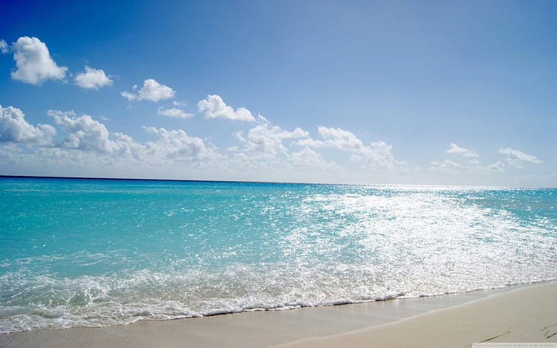 White Tropical Beach, sun, ocean, sky, clouds, beach, daylight, sand, bright, day, nature, reflection, white, glare, blue, HD wallpaper