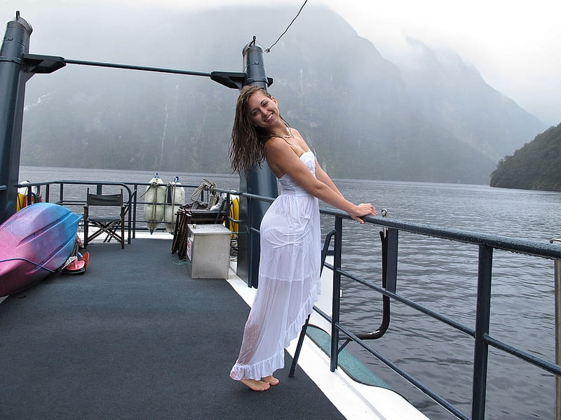 Riley Reid, brunette, posing on boat, railings, white strapless dress, mountains, lake scene, pearl necklace, HD wallpaper