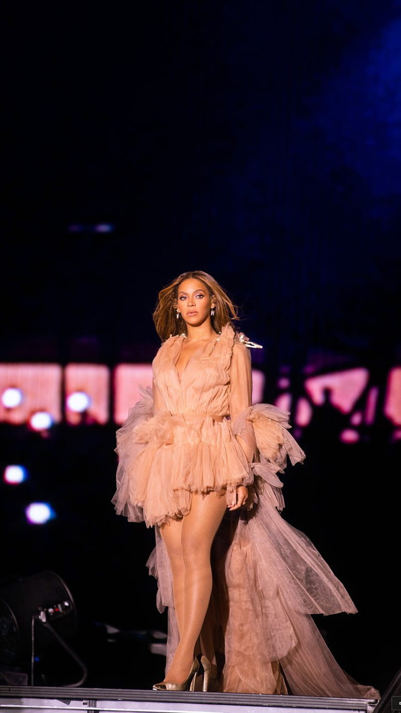 Beyonce, stage, performance, music, singer, woman, live, concert, live performance, people, HD phone wallpaper