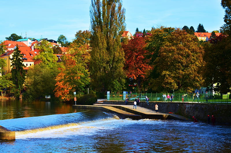 Cesky Krumlov, Czech Republic, moldova, autumn, weirs, colors, river, trees, HD wallpaper