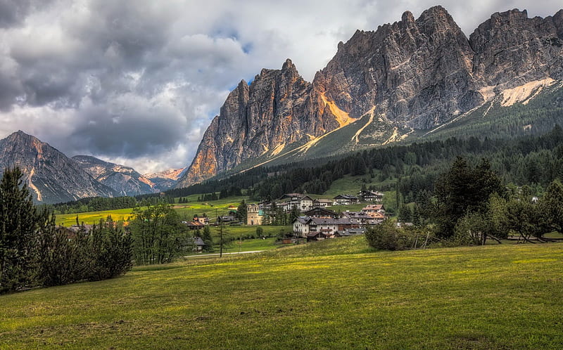 beautiful village on an alpine meadow, grass, mountains, village, clouds, meadow, HD wallpaper