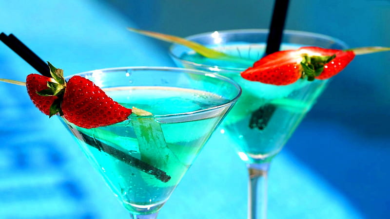Aloe Vera Cocktail, cold drink, cocktail, drinks, glasses, abstract, fruit, graphy, water, strawberries, SkyPhoenixX1, HD wallpaper