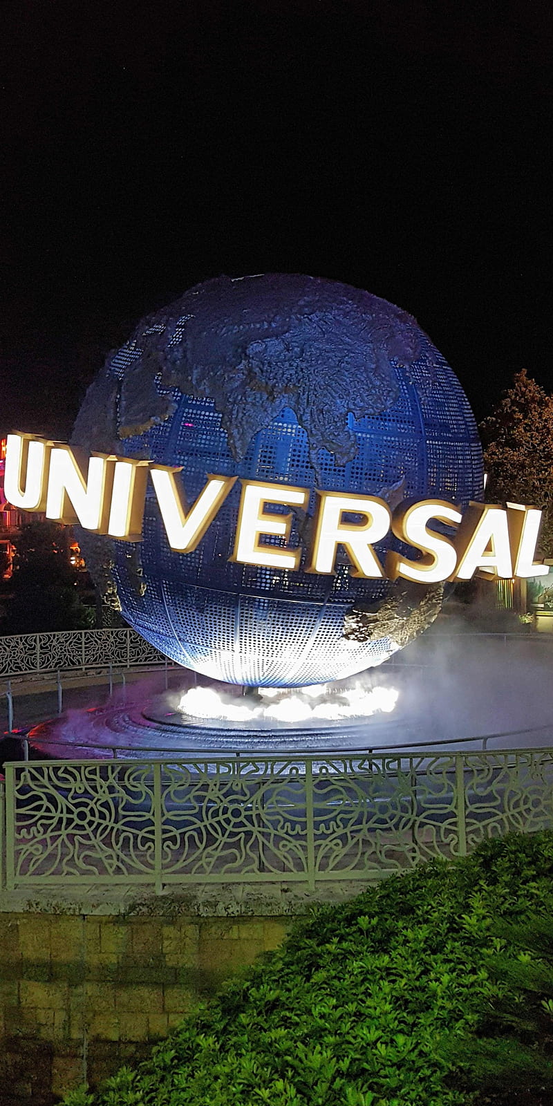 Universal Orlando, city walk, universal globe, universal studios, HD phone wallpaper
