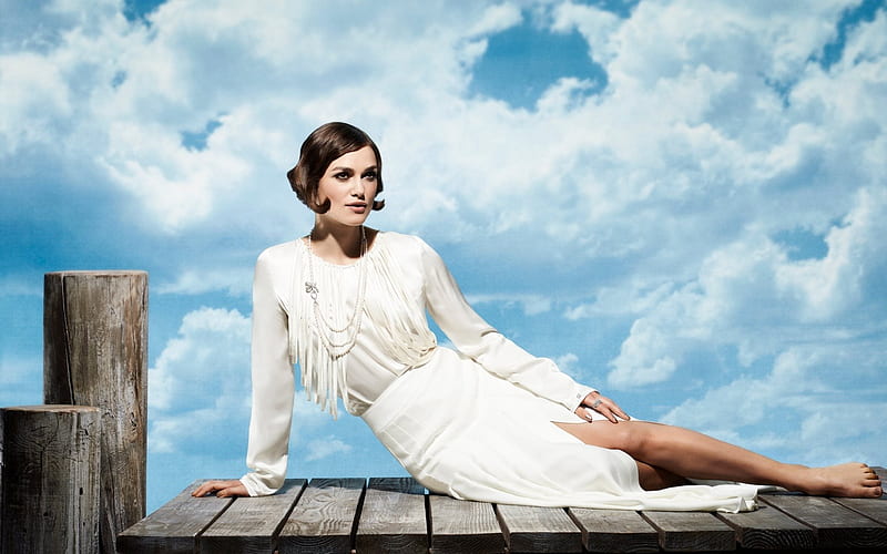 Keira Knightley, British actress, white dress, white clouds, blue sky, HD wallpaper