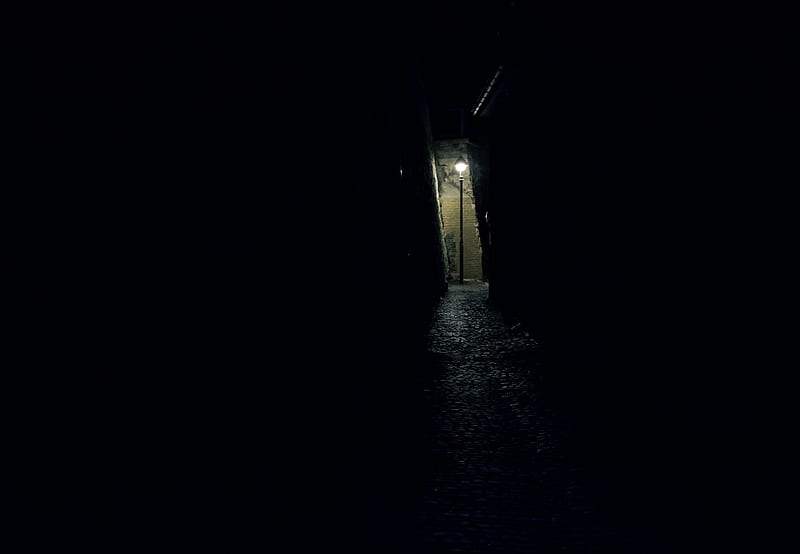alleyway, dark, lamppost, night, darkness, HD wallpaper