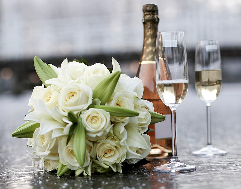 Bouquet, pretty, rose, bottle, glasses, bonito, valentine, still life, graphy, love, flowers, beauty, couple, lovely, romantic, romance, wine, white roses, roses, glass, nature, champagne, white, HD wallpaper