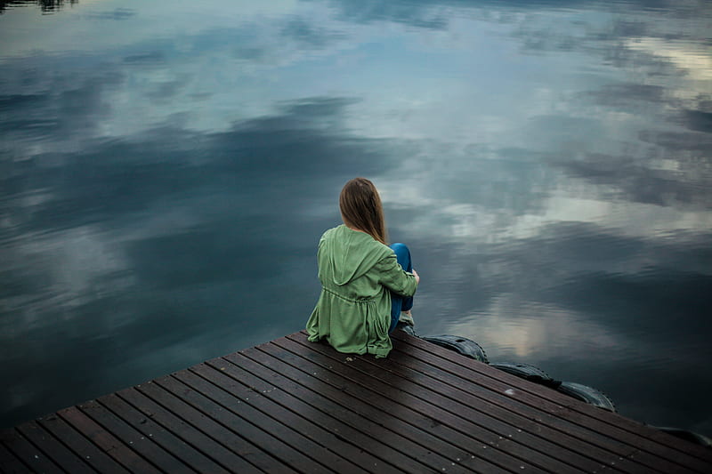 woman sitting on dock near body of water, HD wallpaper